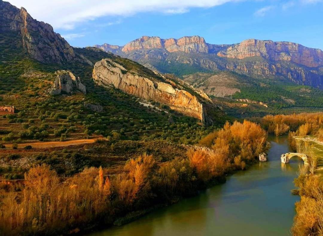 Cal Perico, Tourist And Climbing Apartament Camarasa Exterior photo