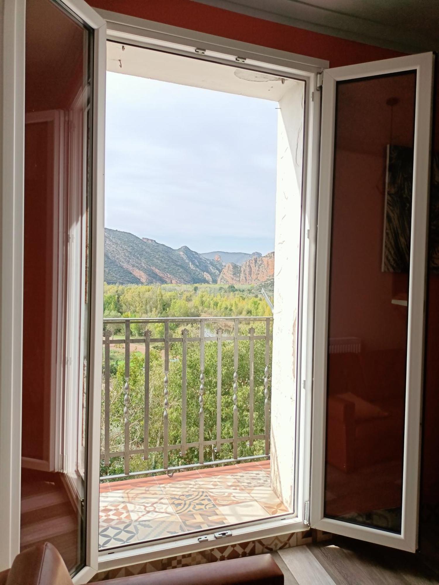 Cal Perico, Tourist And Climbing Apartament Camarasa Exterior photo